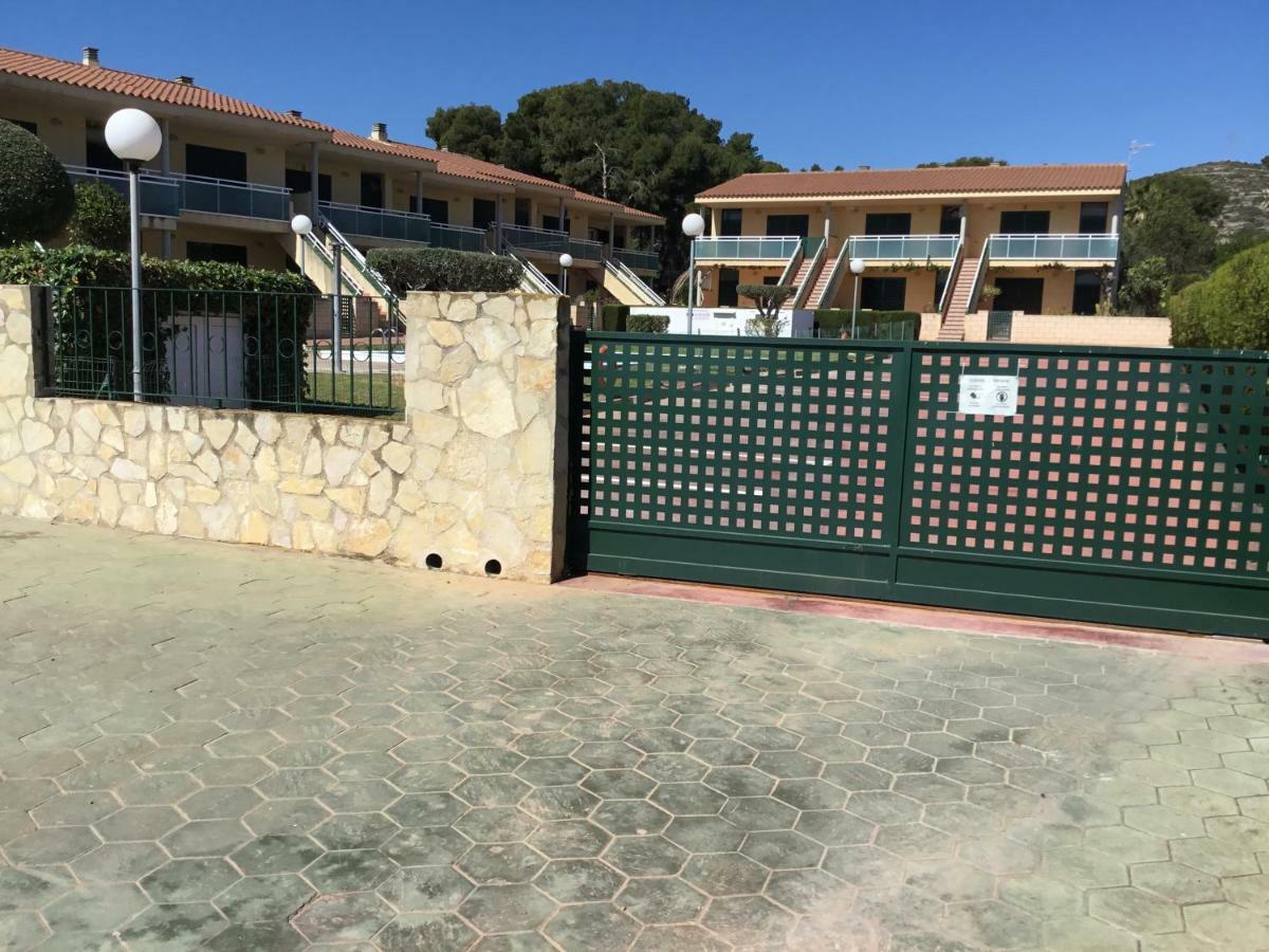 Apartamento Frente Al Mar Daire Les Cases d'Alcanar Dış mekan fotoğraf