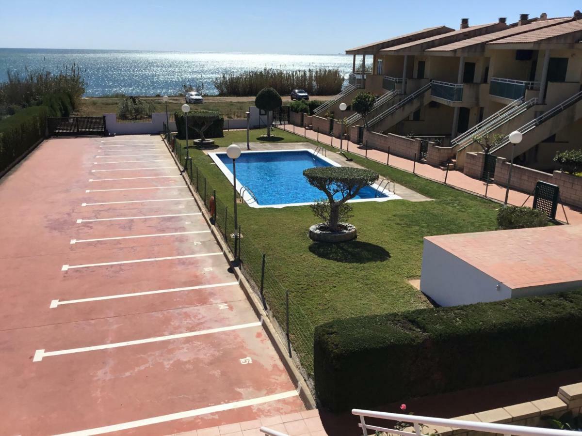 Apartamento Frente Al Mar Daire Les Cases d'Alcanar Dış mekan fotoğraf